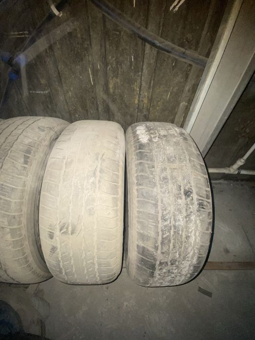 Продам шины Bridgestone