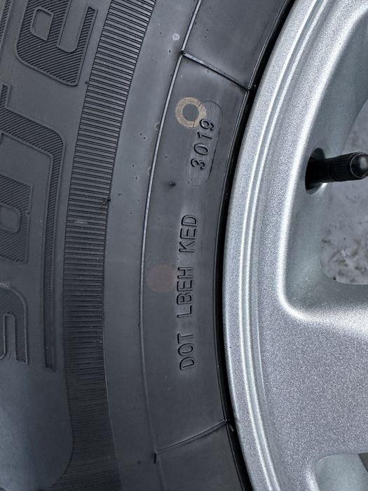 Шины с титанками на крузак 200