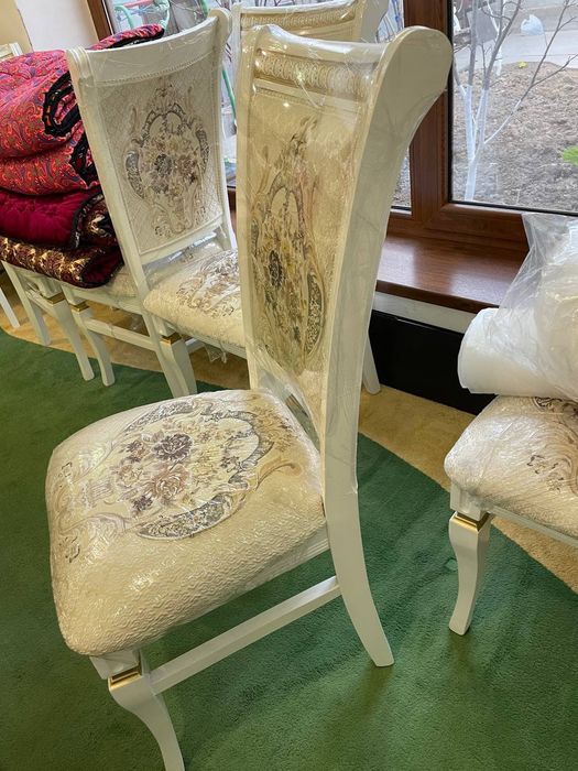 Срочна сотилади стол стул