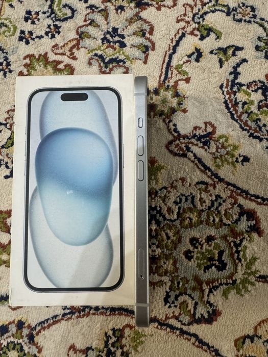 Продам IPhone 15 128 gb