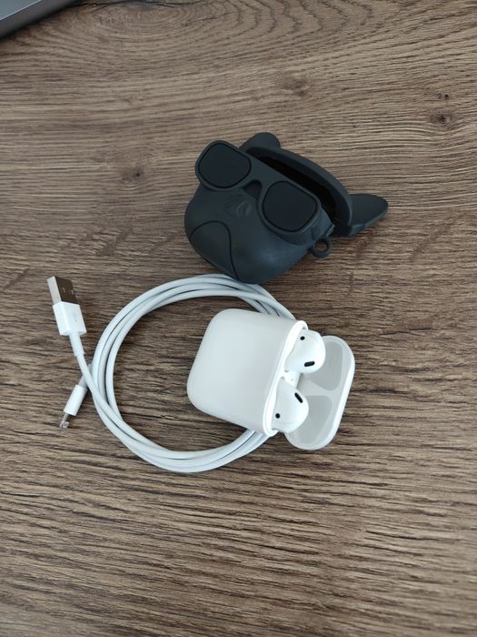 Vand Apple Airpods 2