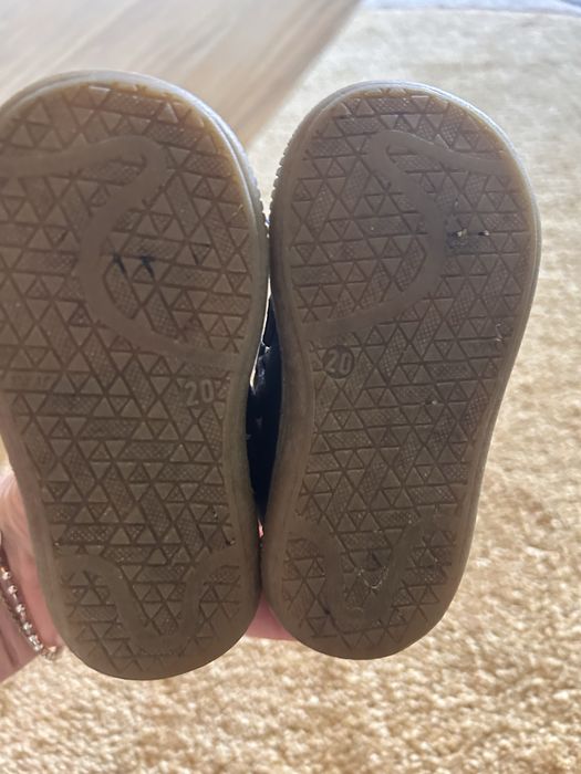 Детски обувки 20 номер за прохождане и домашни пантофи Колев и Колев