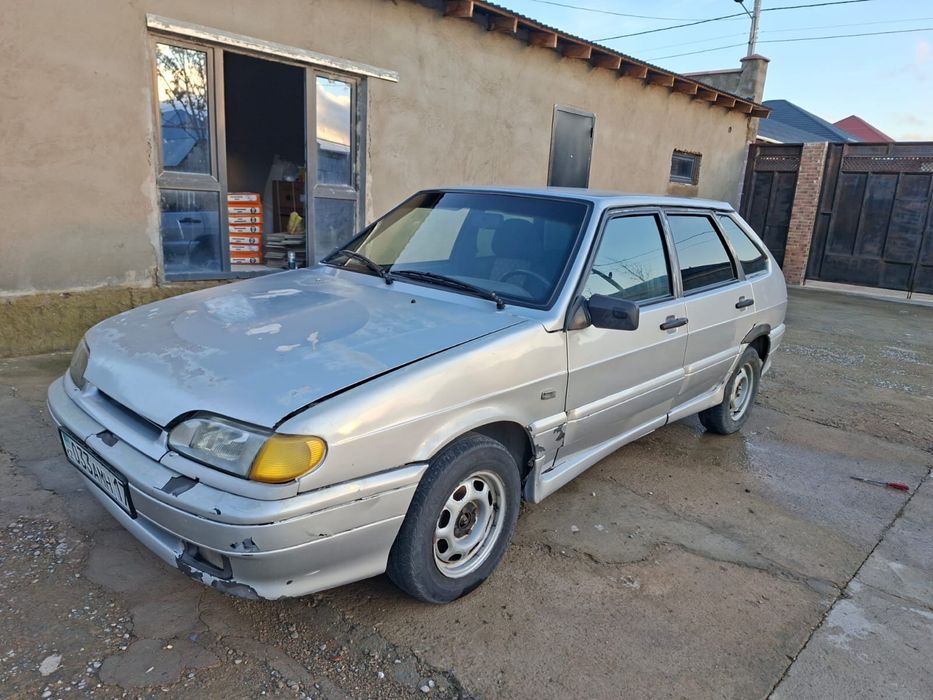 Lada 2114 год 2003