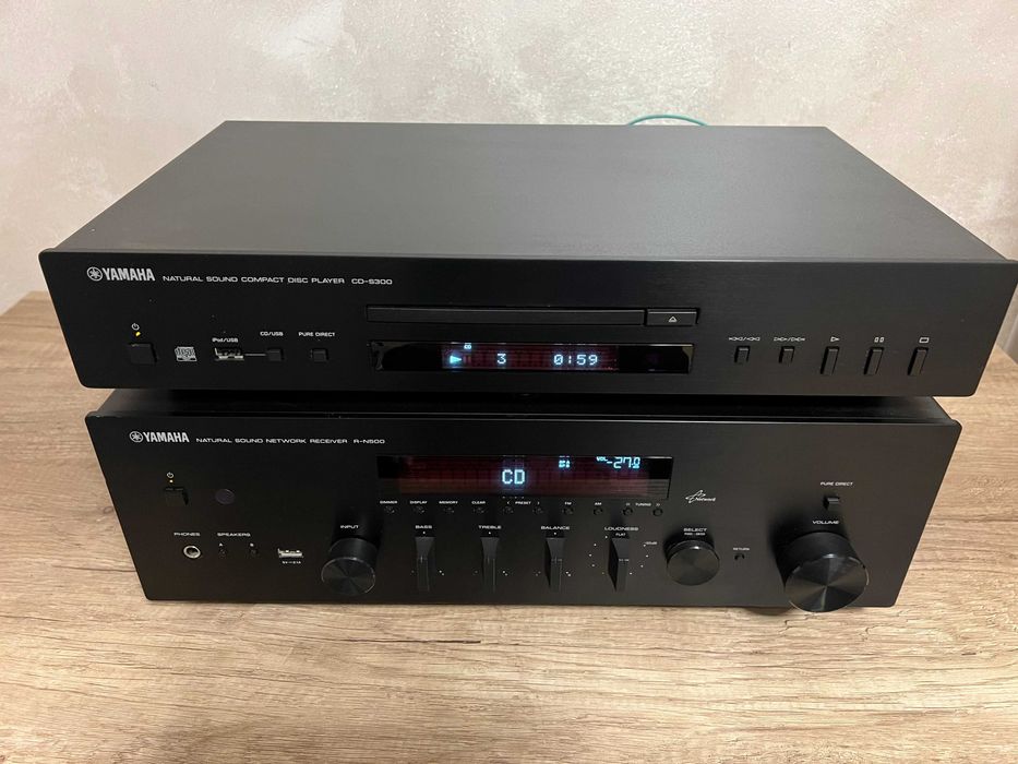 Yamaha R N500 reciver si Yamaha CD-S300 disc player