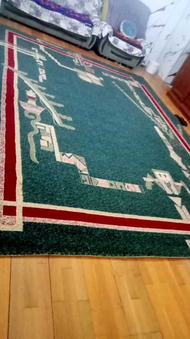 Кілем сатылады 4тте 3