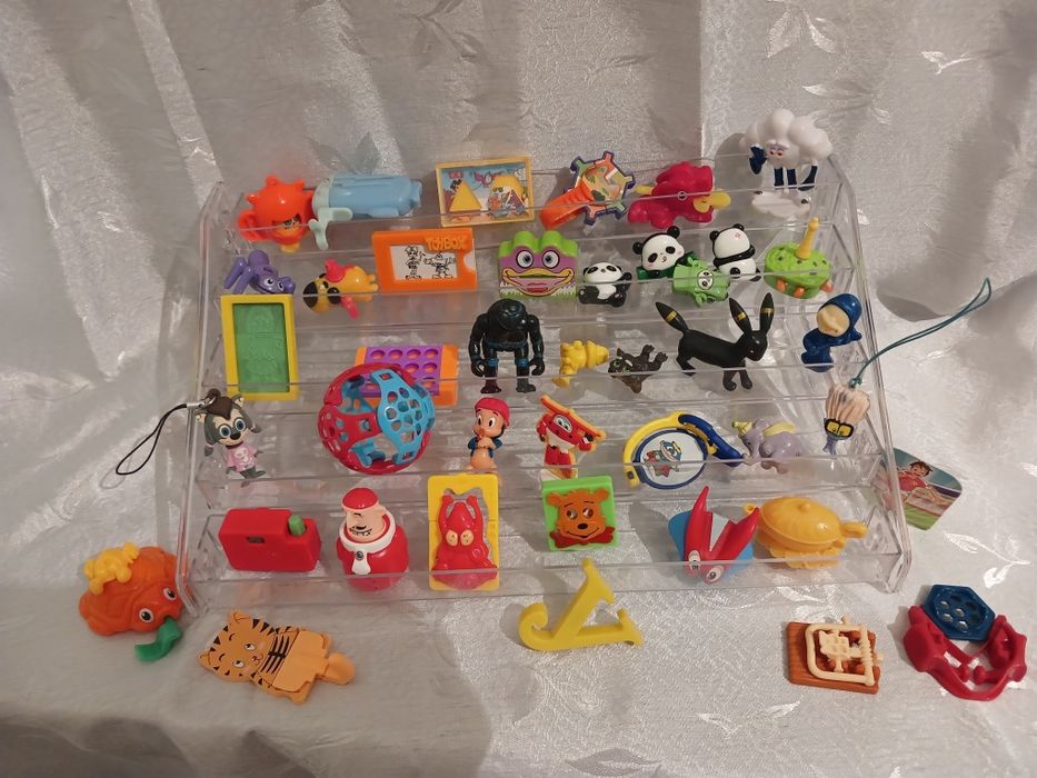 Фигурки из киндеров