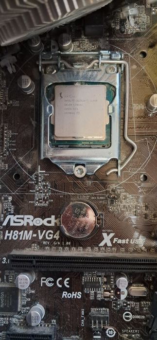 Продавам 2 бр. настолни компютри ASRock H81M-VG4 / Intel Celeron G1820