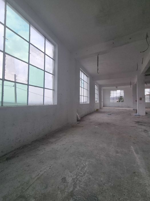 Дава се под наем Склад в Велико Търново, Център - 400 кв.м за 382.5 € - Снимка #3