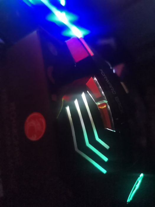 Игровая мышка компьютерная