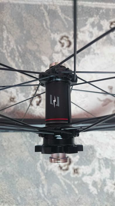 Fulcrum set boost 27.5 , boost. Nou. 35.