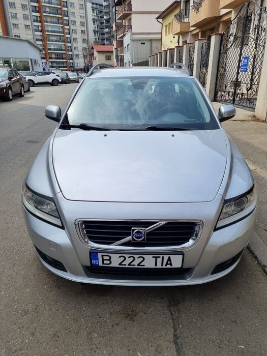 Volvo v50 1.6 diesel, an 2009
