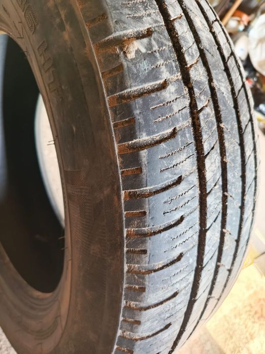 Продам б/у шины