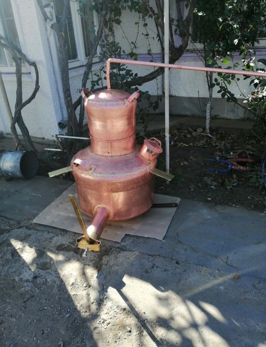 Vând un cazan de facut tuica de 110 litri