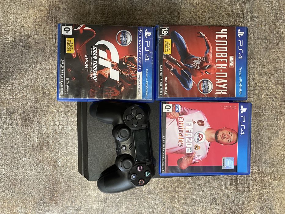 Sony Playstation 4 fat