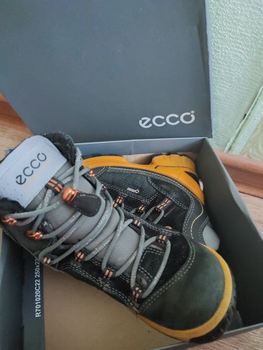 Ecco  зимние сапоги р.31