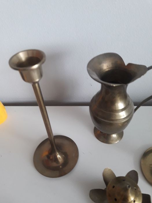 Месингови свещници и други