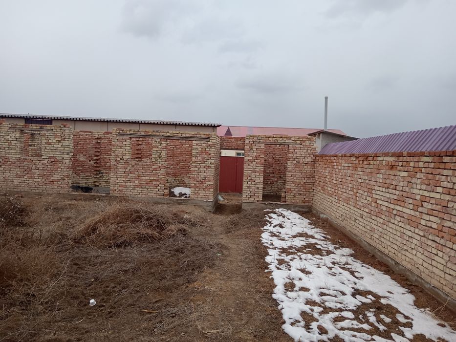 ХАНТОРЕ  бетте шала питкен жай сатылады