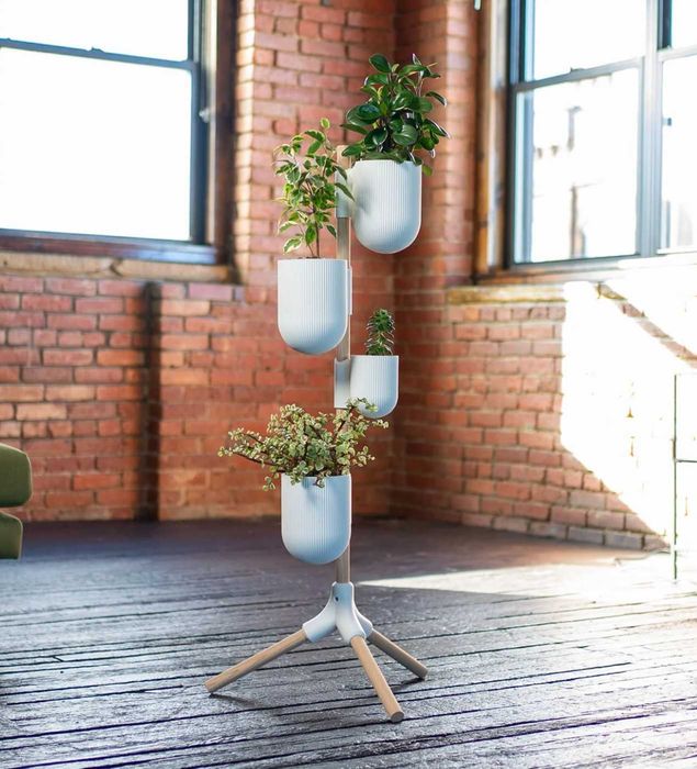 The Rail – 3D принтирана стойка за растения