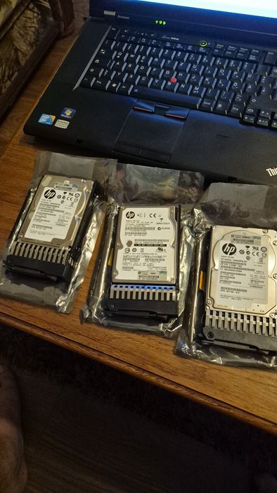 3 x HDD Server HP 600gb 10K SAS 2.5" + Caddy (Smart Carrier)
