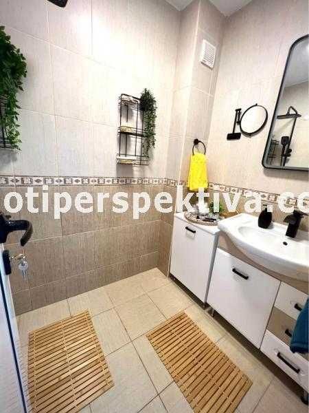 Продава се Тристаен апартамент в Пловдив, Христо Смирненски - 97 кв.м за 2269 €/кв.м - Снимка #6