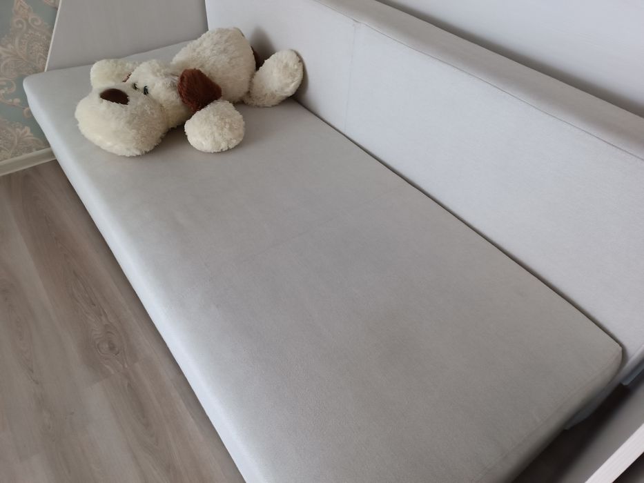 Двухъярусная кровать