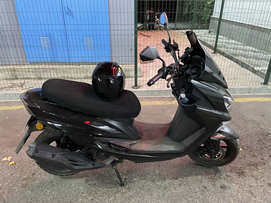 Продаётся скутер Tigr