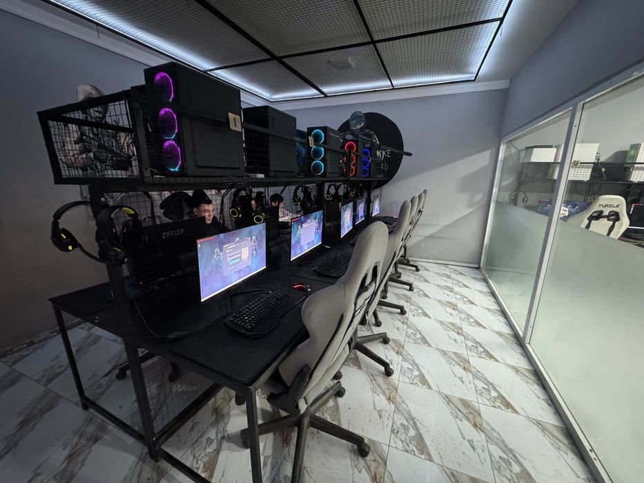 Компютер клуб сотилади