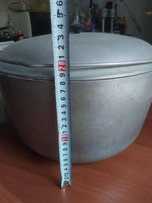 Казан 10 литров продам.