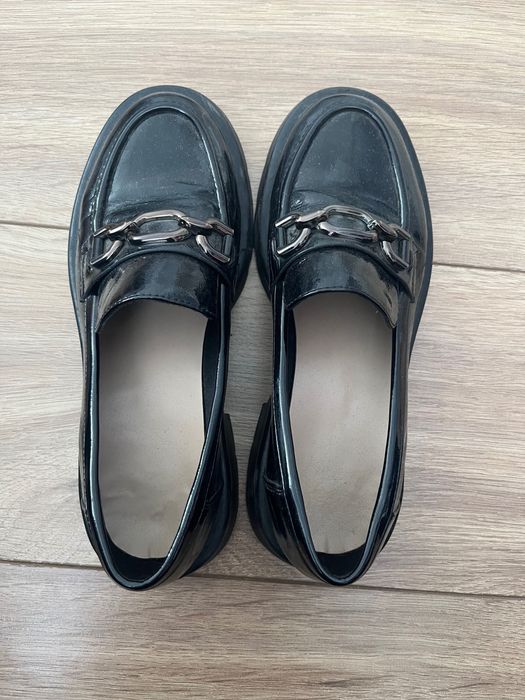 Туфли, можно в школу 38 размер