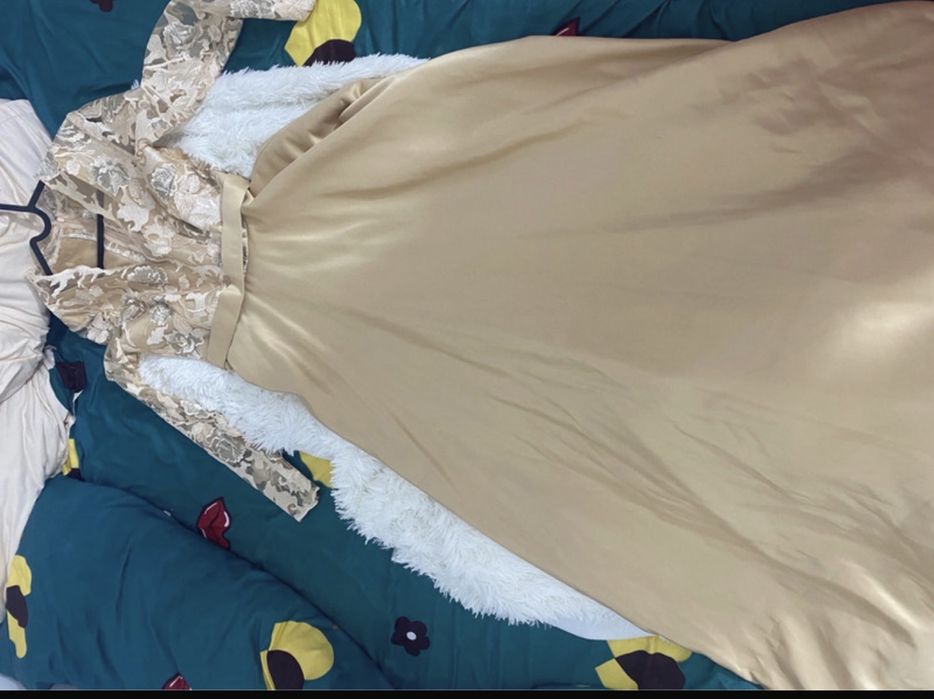 Rochie lunga facuta la comanda