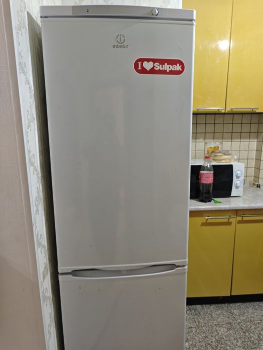 Продам холодильник б/у