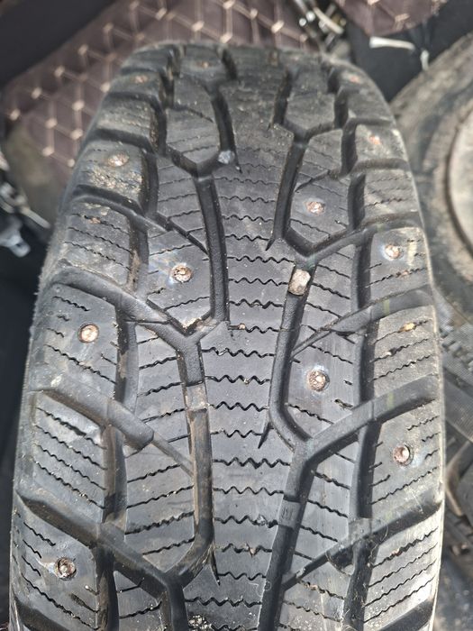 175/70/13 балон с дисками накаченний