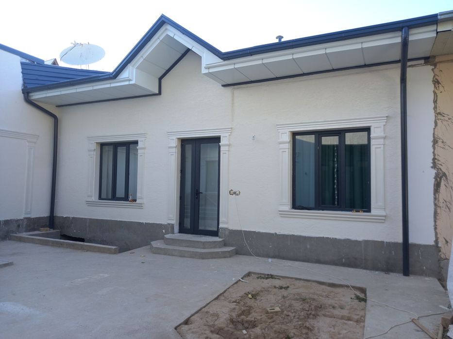 Uy sotiladi 2.4sotix