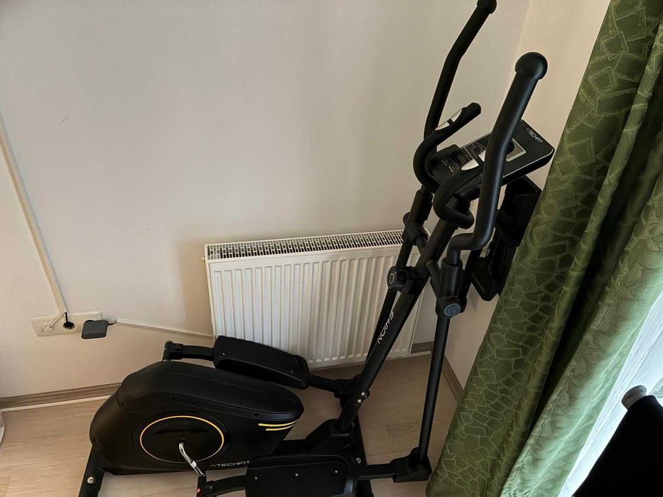 Bicicleta eliptica magnetica TECHFIT E410N