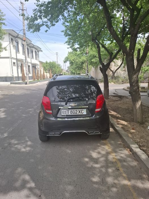 Chevrolet spark mokriy