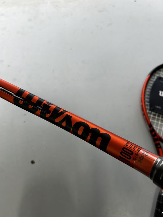 [NOU] Racheta Tenis Wilson Burn 100 300g - Sigilata - L1