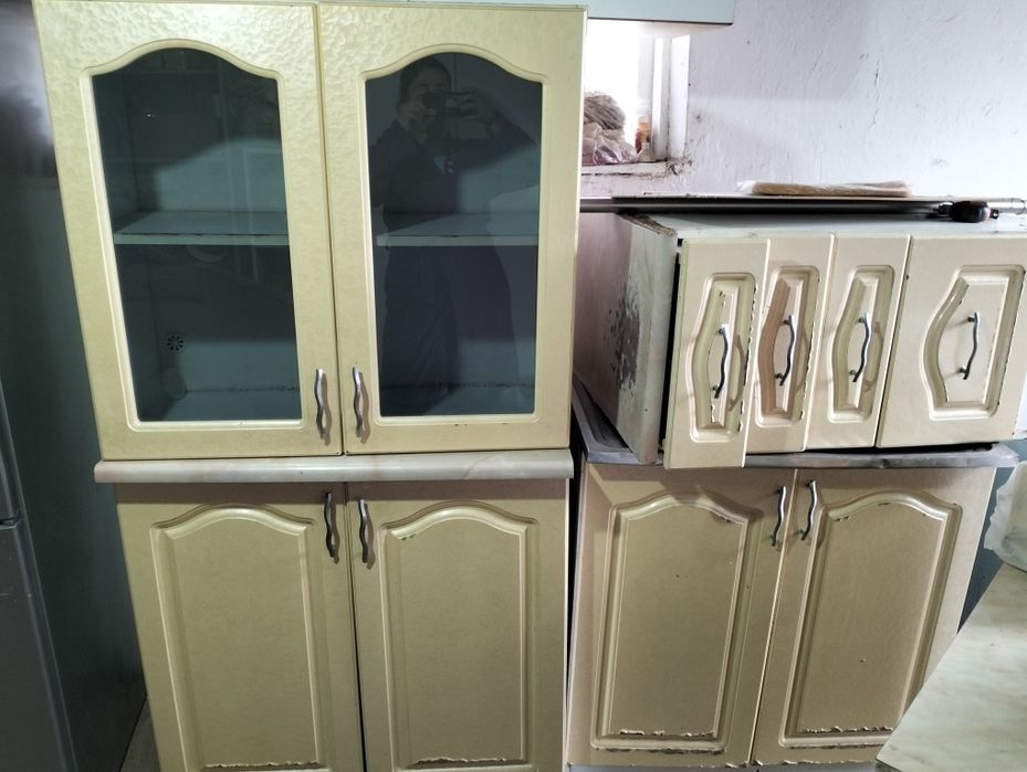 Кухонный гарнитур шкаф