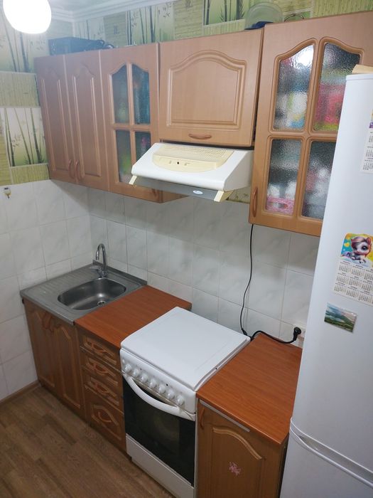 продаю  кухонный гарнитур