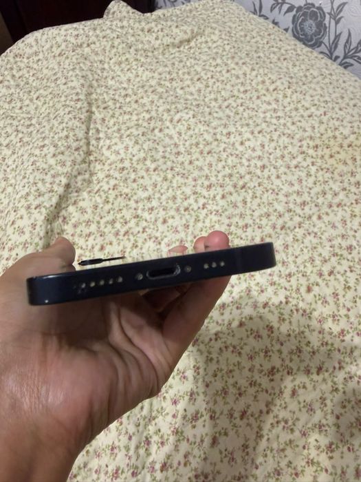 Продам IPhone 12 128 Gb Blue