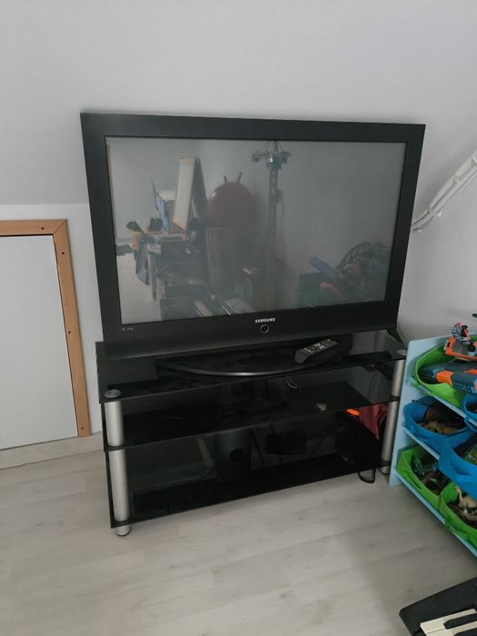 TV Samsung + Suport TV - Consola TV - Comoda sticla - Masa living
