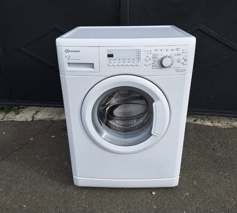LICHIDARE DE STOC.  Masina de spălat rufe Bauknecht, wa plus 64022