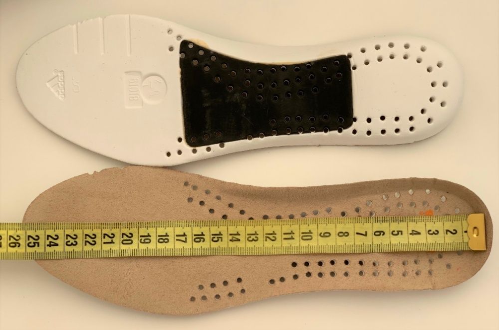 Pantofi de tip "slip on", Adidas, marime 38, piele intoarsa, noi.