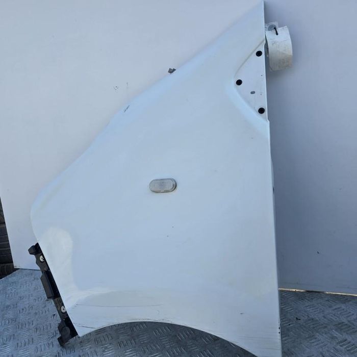 Aripa fata stanga Renault Trafic 3