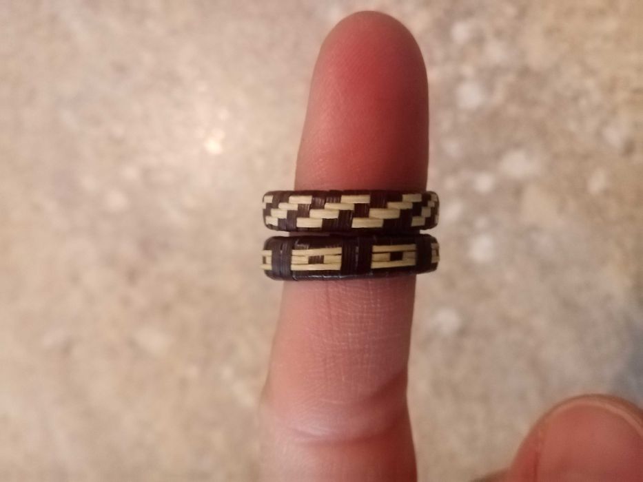 Бижута от естествени материали