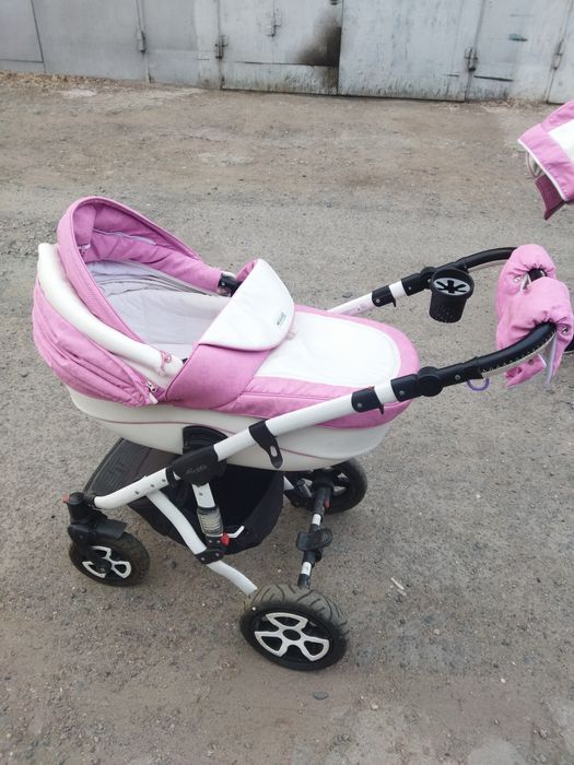 Коляска для девочки