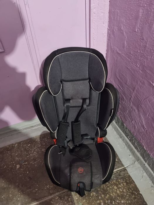 Автомобильное автокресло детское