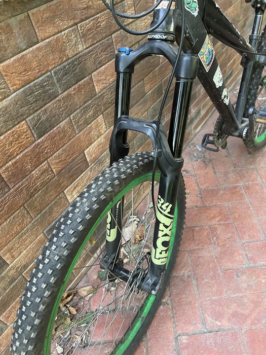 Vând fox 34 rhytim servisată