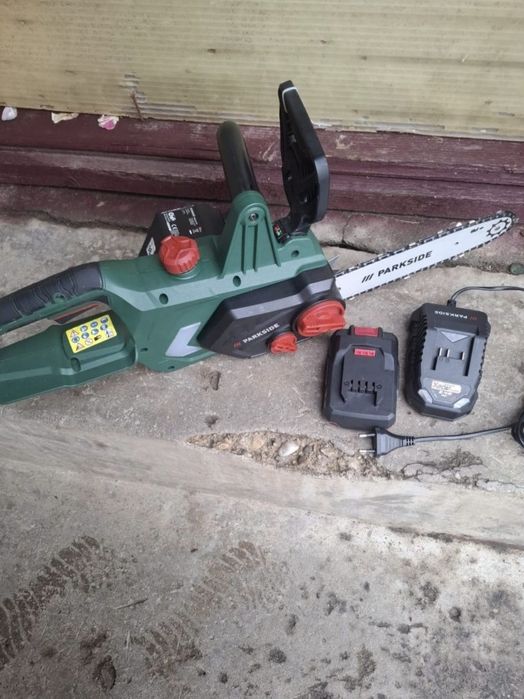Drujba/ ferastrau cu acumulator 20V 2Ah si incarcator PARKSIDE