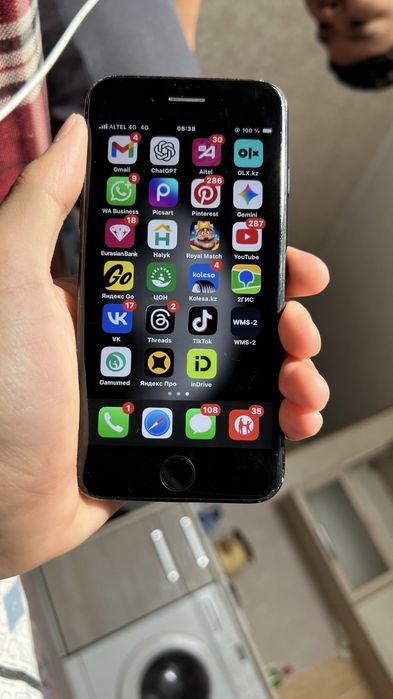 Iphone SE 2020 обмен