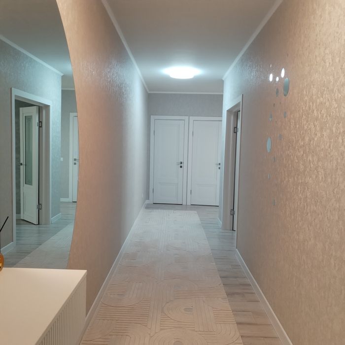 Продам 2 ком квартиру. Центр